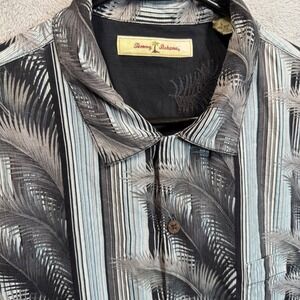 Tommy‎ Bahama Silk Button Up Shirt Palm Tree Print Vacation Cruise L